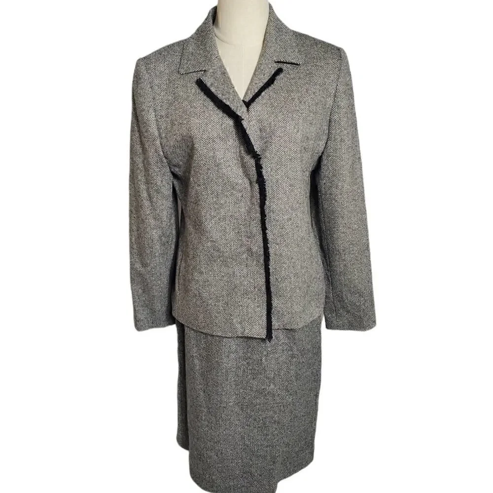 NWT Lord & Taylor Vintage Wool Blend Herringbone Suit